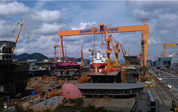 korea-shipbuilding-industry-rolling.jpg